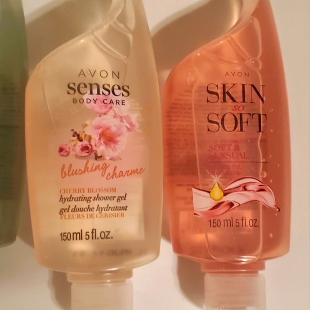 New" Skin so soft "  bundle of 4 shower gel - Picture 2 of 3